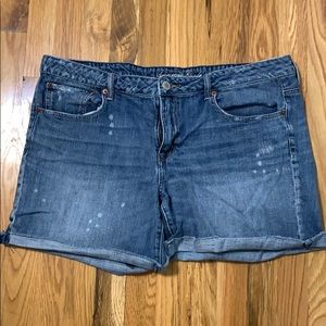 American Eagle Midi shorts, size 18